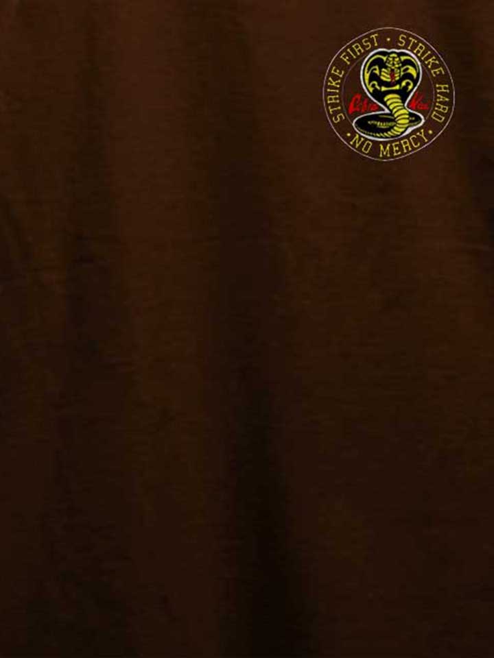 cobra-kai-logo-chest-print-t-shirt braun 4