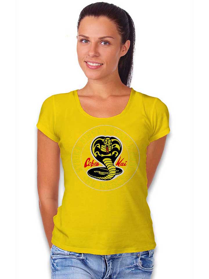 cobra-kai-logo-damen-t-shirt gelb 2