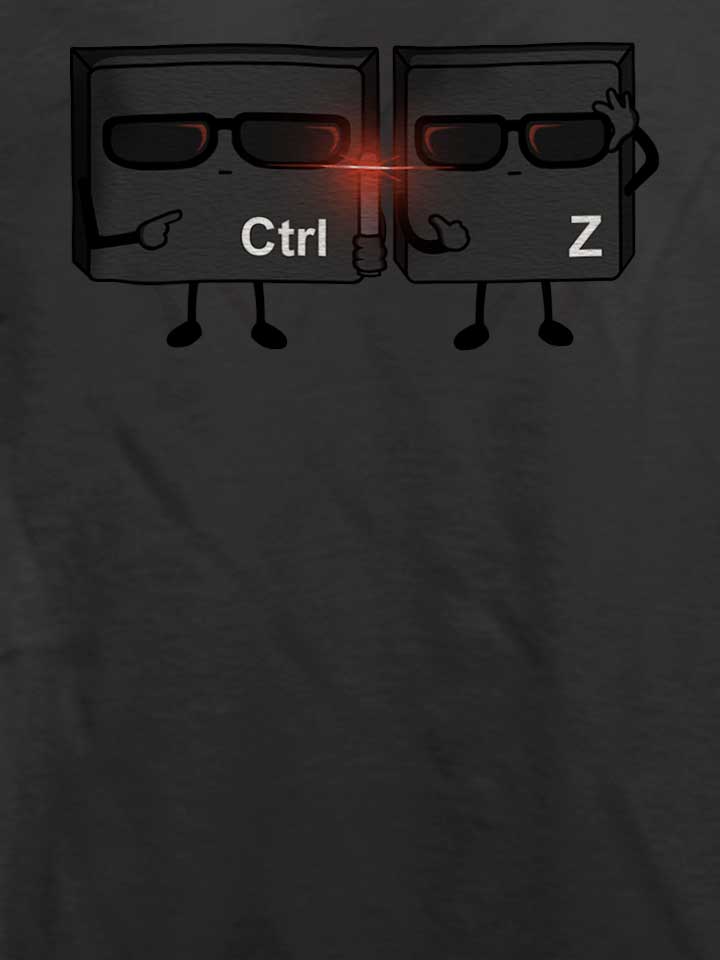 ctrl-z-in-black-t-shirt dunkelgrau 4