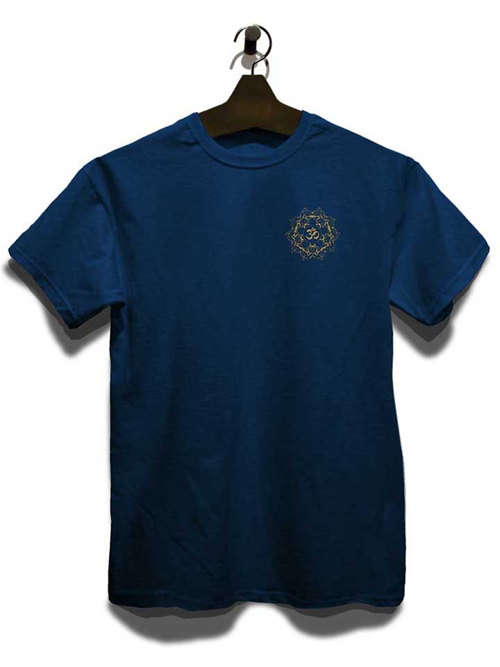 golden-om-mandala-chest-print-t-shirt dunkelblau 3