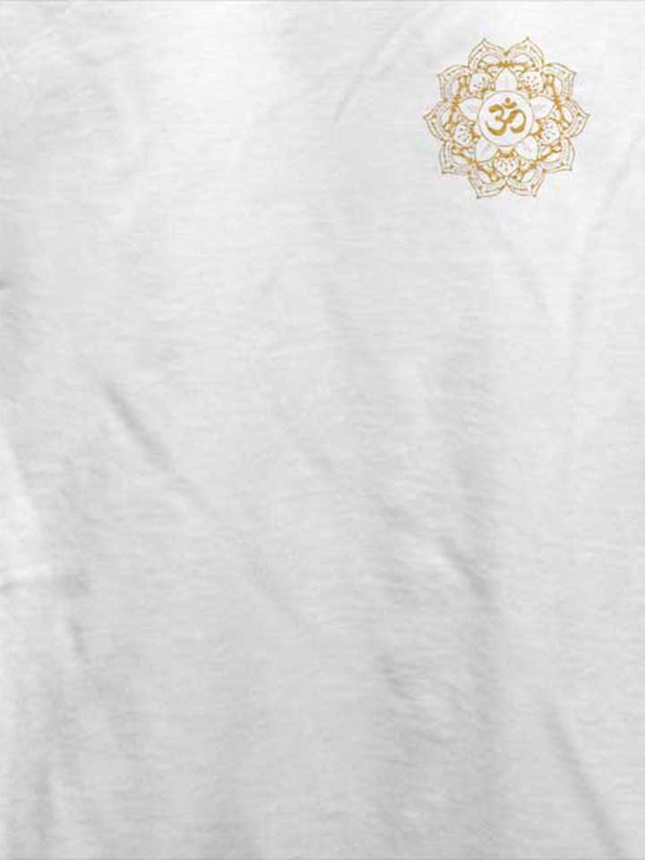 golden-om-mandala-chest-print-t-shirt weiss 4