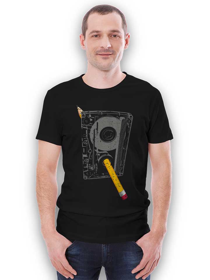 kassette-bleistift-t-shirt schwarz 2