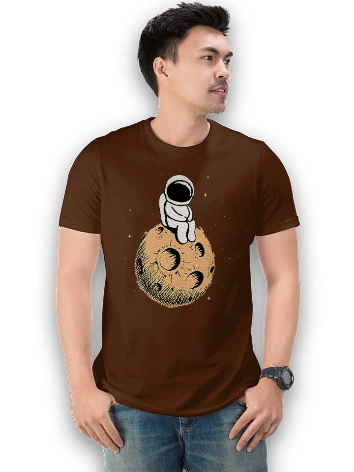 lonely-astronaut-moon-t-shirt braun 2