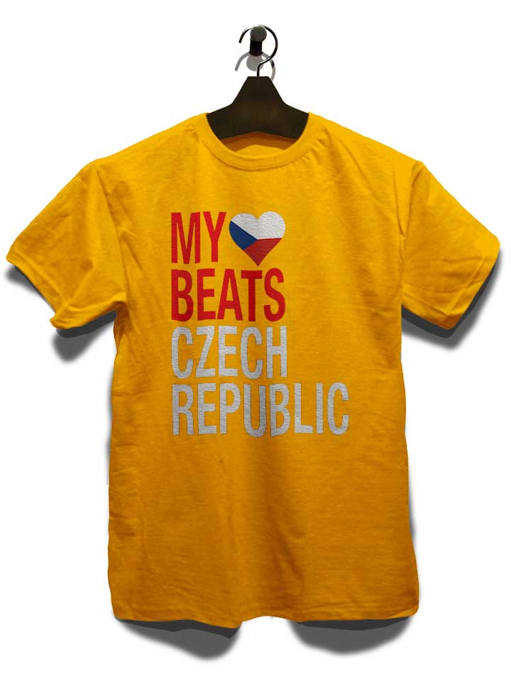 my-heart-beats-for-czech-republic-t-shirt gelb 3