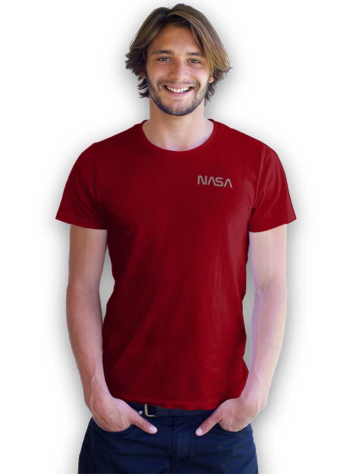 nasa-grau-chest-print-t-shirt bordeaux 2