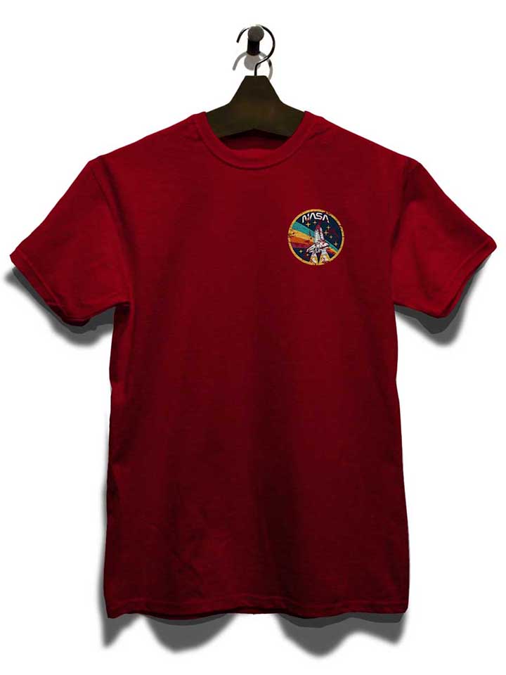 nasa-space-shuttle-vintage-chest-print-t-shirt bordeaux 3