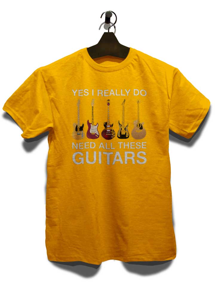need-all-these-guitars-t-shirt gelb 3