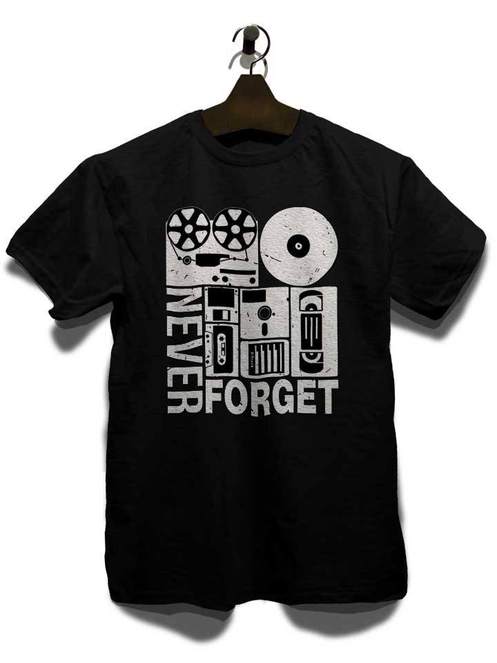 never-forget-analog-media-t-shirt schwarz 3