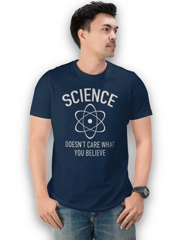 science-doesn-t-care-what-you-believe-in-t-shirt dunkelblau 2