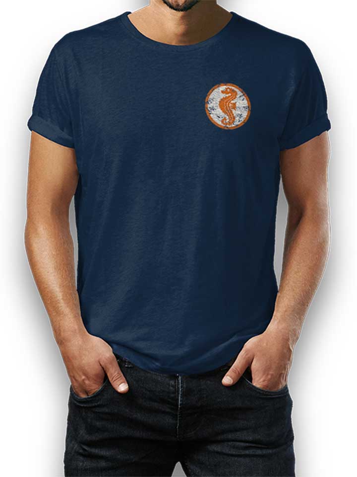 Seepferdchen Logo Vintage Chest Print T-Shirt dunkelblau L