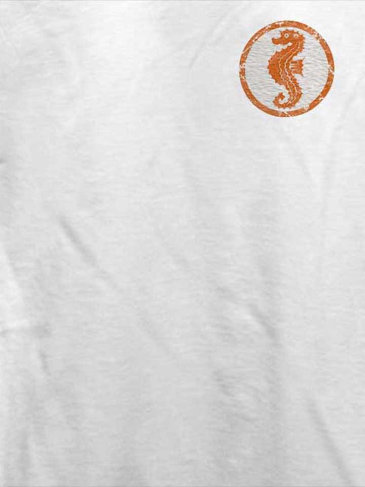 seepferdchen-logo-vintage-chest-print-t-shirt weiss 4