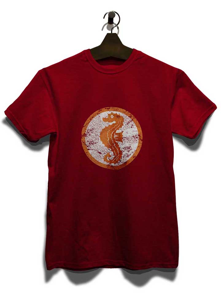 seepferdchen-logo-vintage-t-shirt bordeaux 3