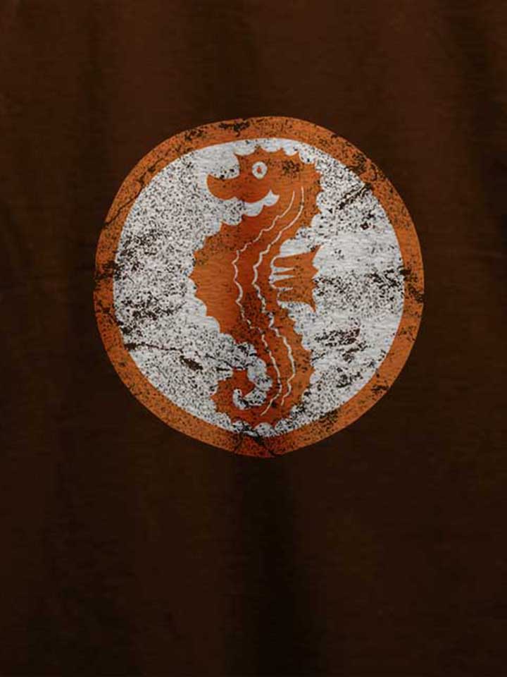 seepferdchen-logo-vintage-t-shirt braun 4