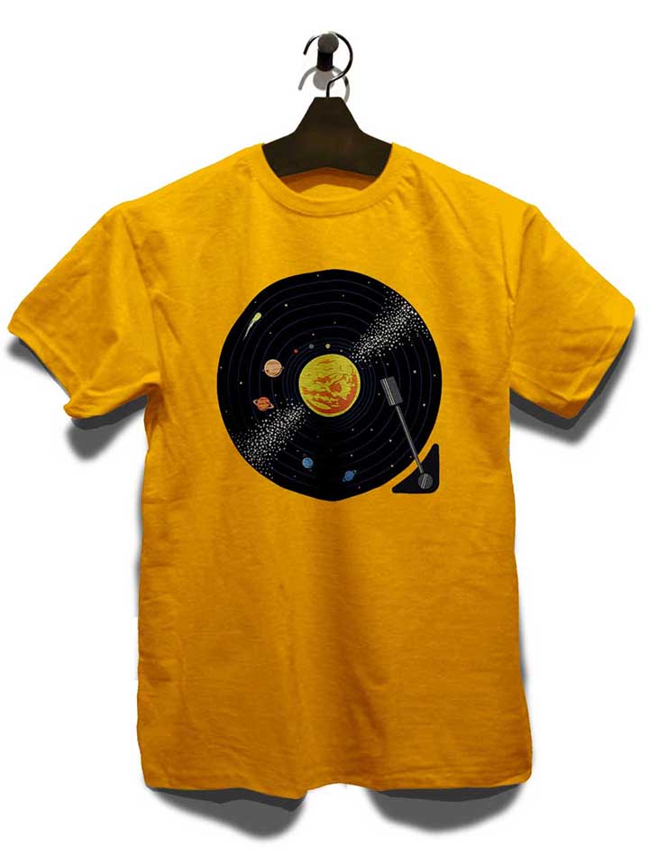 solar-system-vinyl-record-t-shirt gelb 3
