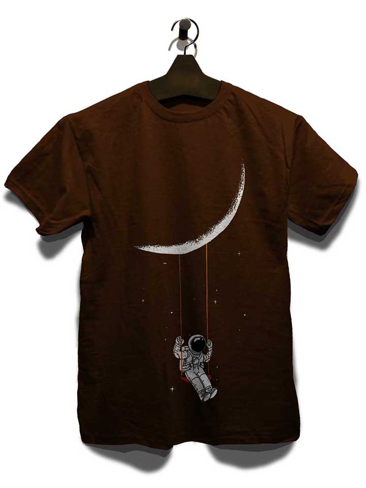 swinging-astronaut-moon-t-shirt braun 3